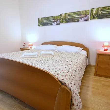 San Apartment Makarska